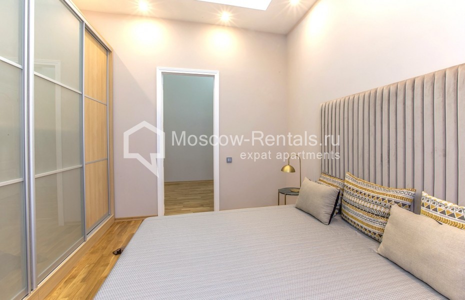 Photo #12 5-room (4 BR) apartment for <a href="http://moscow-rentals.ru/en/articles/long-term-rent" target="_blank">a long-term</a> rent
 in Russia, Moscow, Myasnitskaya str, 15