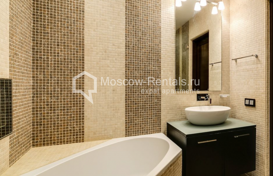 Photo #17 4-room (3 BR) apartment for <a href="http://moscow-rentals.ru/en/articles/long-term-rent" target="_blank">a long-term</a> rent
 in Russia, Moscow, Runovskyi str, 10 С 1