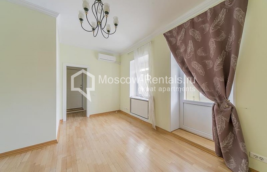 Photo #11 4-room (3 BR) apartment for <a href="http://moscow-rentals.ru/en/articles/long-term-rent" target="_blank">a long-term</a> rent
 in Russia, Moscow, Malaya ordynka str, 13С1А