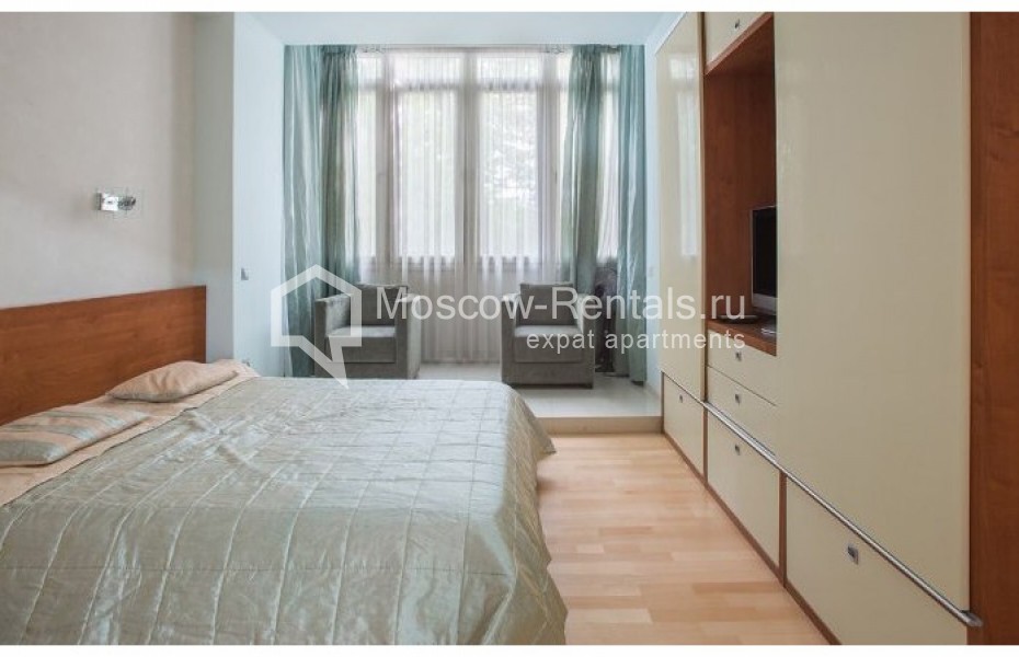 Photo #8 4-room (3 BR) apartment for <a href="http://moscow-rentals.ru/en/articles/long-term-rent" target="_blank">a long-term</a> rent
 in Russia, Moscow, B. Ordynka str, 16