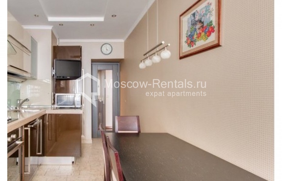 Photo #4 2-room (1 BR) apartment for <a href="http://moscow-rentals.ru/en/articles/long-term-rent" target="_blank">a long-term</a> rent
 in Russia, Moscow, Staropimenovskyi lane, 12/6