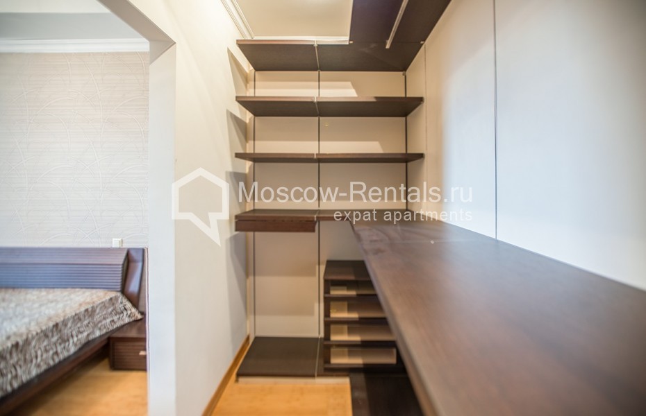 Photo #13 4-room (3 BR) apartment for <a href="http://moscow-rentals.ru/en/articles/long-term-rent" target="_blank">a long-term</a> rent
 in Russia, Moscow, Udaltsova str