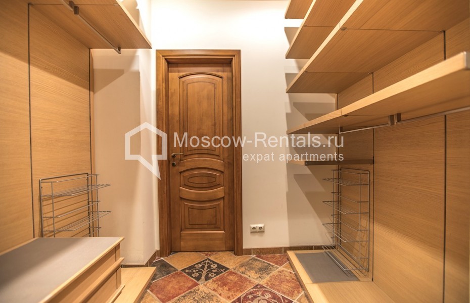 Photo #24 4-room (3 BR) apartment for <a href="http://moscow-rentals.ru/en/articles/long-term-rent" target="_blank">a long-term</a> rent
 in Russia, Moscow, Udaltsova str