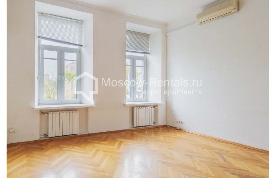 Photo #10 5-room (4 BR) apartment for <a href="http://moscow-rentals.ru/en/articles/long-term-rent" target="_blank">a long-term</a> rent
 in Russia, Moscow, Novokuznetskaya str., 33С1
