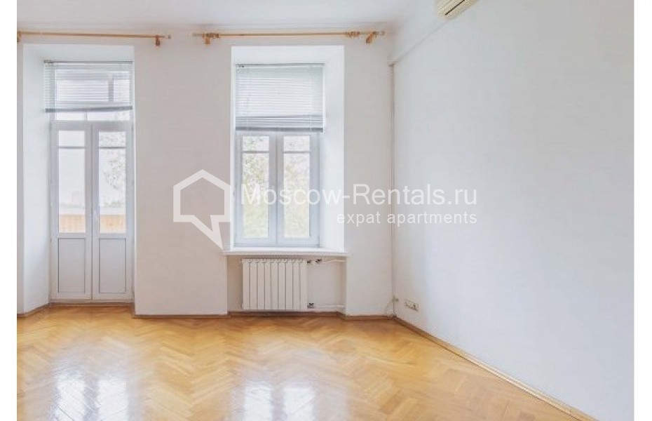 Photo #5 5-room (4 BR) apartment for <a href="http://moscow-rentals.ru/en/articles/long-term-rent" target="_blank">a long-term</a> rent
 in Russia, Moscow, Novokuznetskaya str., 33С1