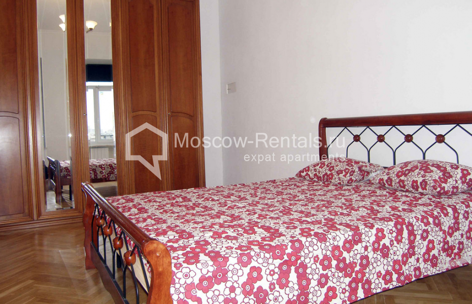 Photo #9 4-room (3 BR) apartment for <a href="http://moscow-rentals.ru/en/articles/long-term-rent" target="_blank">a long-term</a> rent
 in Russia, Moscow, Golikovskyi lane, 13