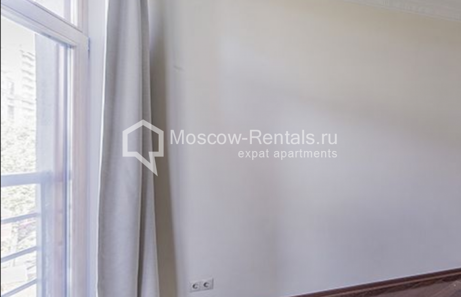 Photo #13 4-room (3 BR) apartment for <a href="http://moscow-rentals.ru/en/articles/long-term-rent" target="_blank">a long-term</a> rent
 in Russia, Moscow, Bolshaya Yakimanka str, 50