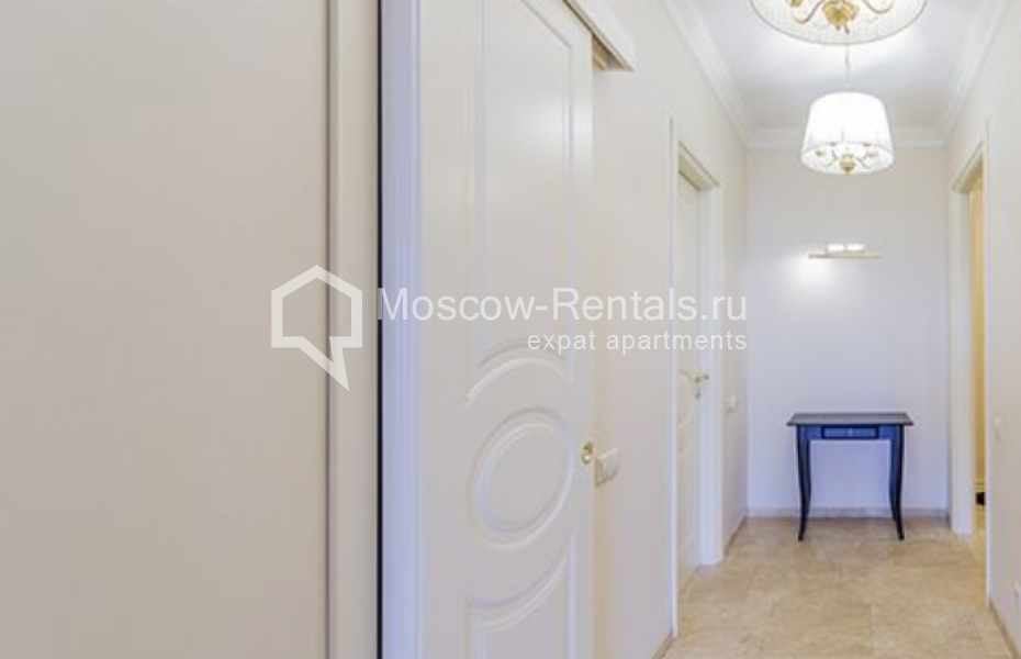Photo #18 4-room (3 BR) apartment for <a href="http://moscow-rentals.ru/en/articles/long-term-rent" target="_blank">a long-term</a> rent
 in Russia, Moscow, Bolshaya Yakimanka str, 50