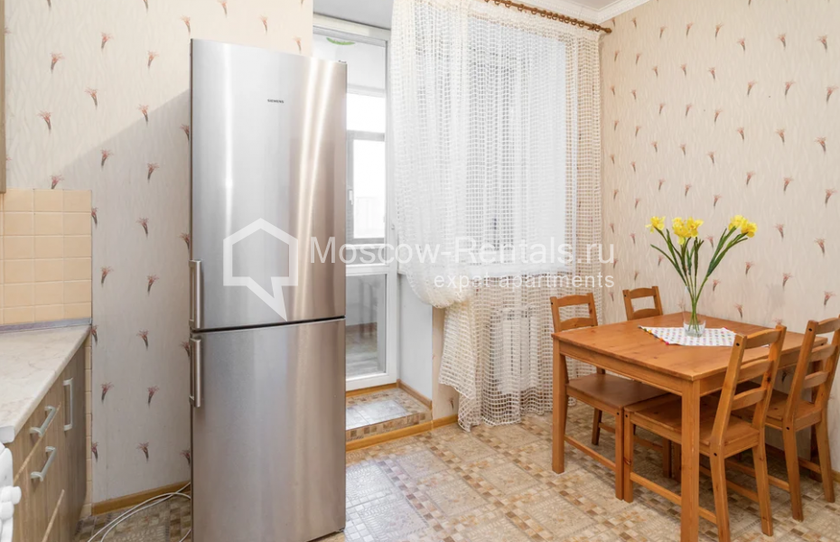 Photo #6 3-room (2 BR) apartment for <a href="http://moscow-rentals.ru/en/articles/long-term-rent" target="_blank">a long-term</a> rent
 in Russia, Moscow, Vernadskogo prosp., 37к1А