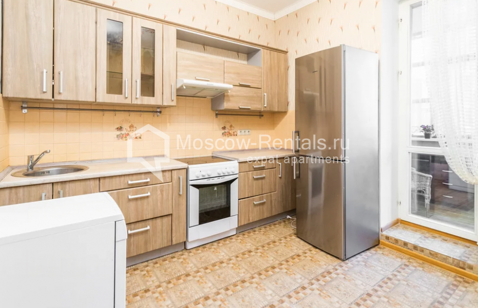 Photo #5 3-room (2 BR) apartment for <a href="http://moscow-rentals.ru/en/articles/long-term-rent" target="_blank">a long-term</a> rent
 in Russia, Moscow, Vernadskogo prosp., 37к1А