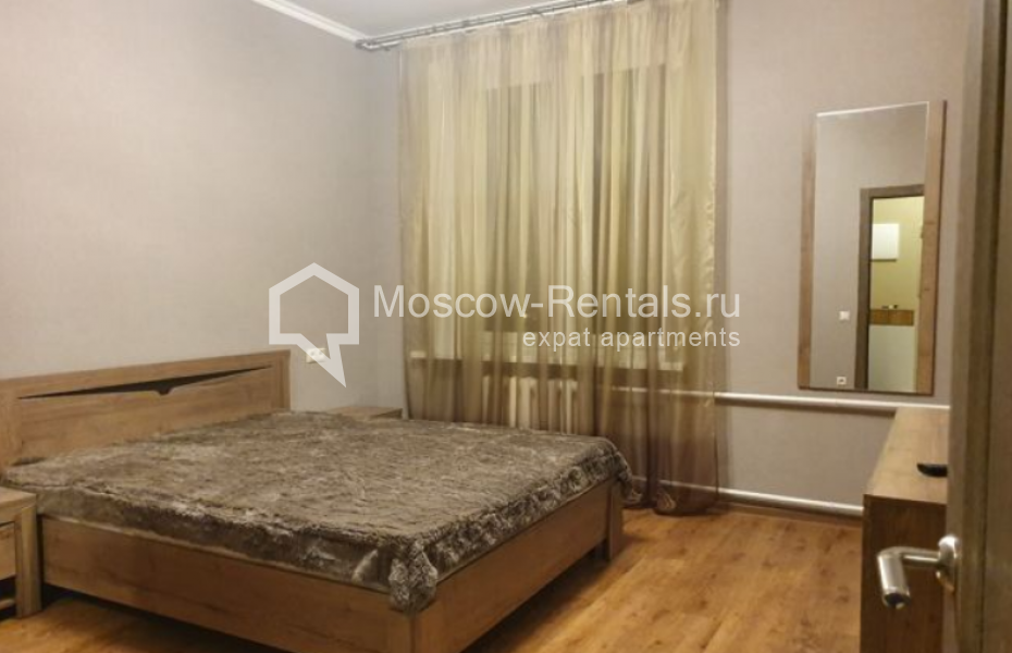 Photo #4 3-room (2 BR) apartment for <a href="http://moscow-rentals.ru/en/articles/long-term-rent" target="_blank">a long-term</a> rent
 in Russia, Moscow, Vernadskogo prosp., 9/10