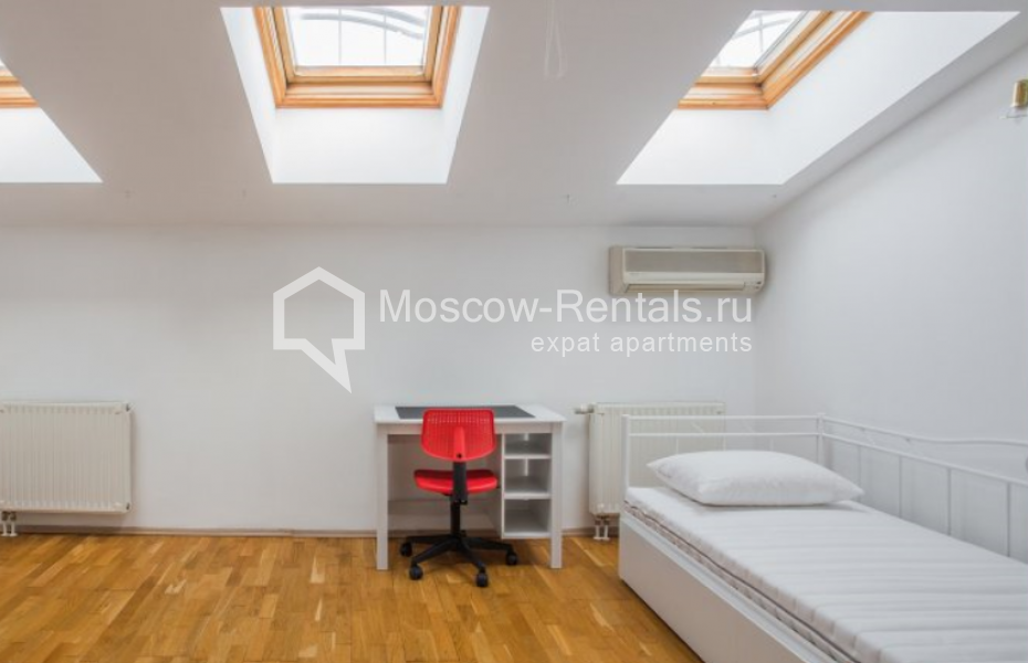 Photo #11 4-room (3 BR) apartment for <a href="http://moscow-rentals.ru/en/articles/long-term-rent" target="_blank">a long-term</a> rent
 in Russia, Moscow, Golikovskyi lane, 7