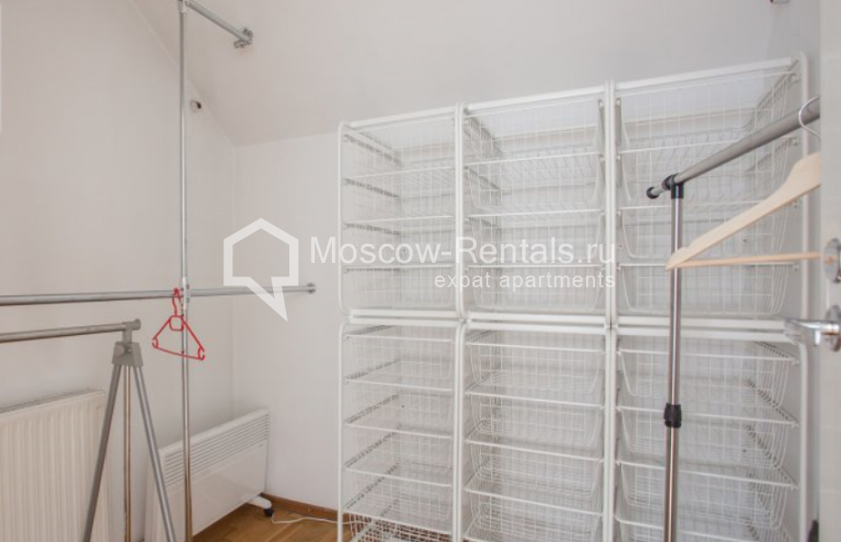 Photo #17 4-room (3 BR) apartment for <a href="http://moscow-rentals.ru/en/articles/long-term-rent" target="_blank">a long-term</a> rent
 in Russia, Moscow, Golikovskyi lane, 7
