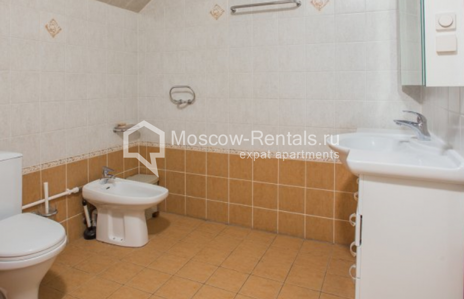 Photo #16 4-room (3 BR) apartment for <a href="http://moscow-rentals.ru/en/articles/long-term-rent" target="_blank">a long-term</a> rent
 in Russia, Moscow, Golikovskyi lane, 7
