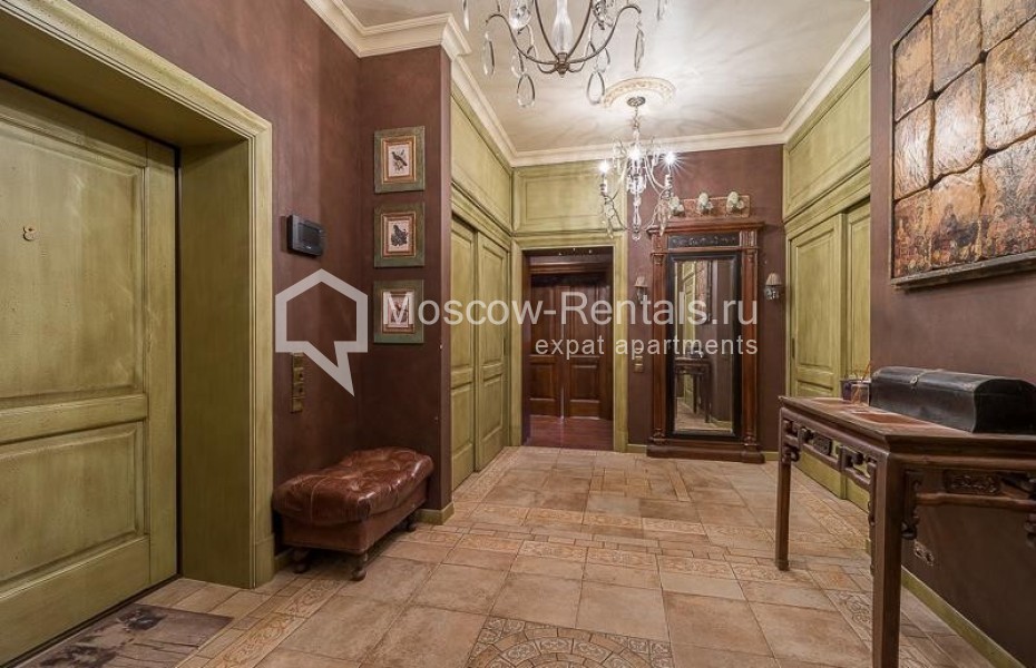 Photo #22 5-room (4 BR) apartment for <a href="http://moscow-rentals.ru/en/articles/long-term-rent" target="_blank">a long-term</a> rent
 in Russia, Moscow, Kosmodamianskaya emb., 28С8