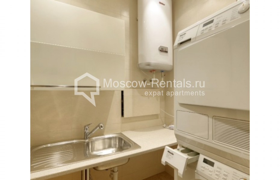 Photo #20 5-room (4 BR) apartment for <a href="http://moscow-rentals.ru/en/articles/long-term-rent" target="_blank">a long-term</a> rent
 in Russia, Moscow, Kosmodamianskaya emb., 28С8