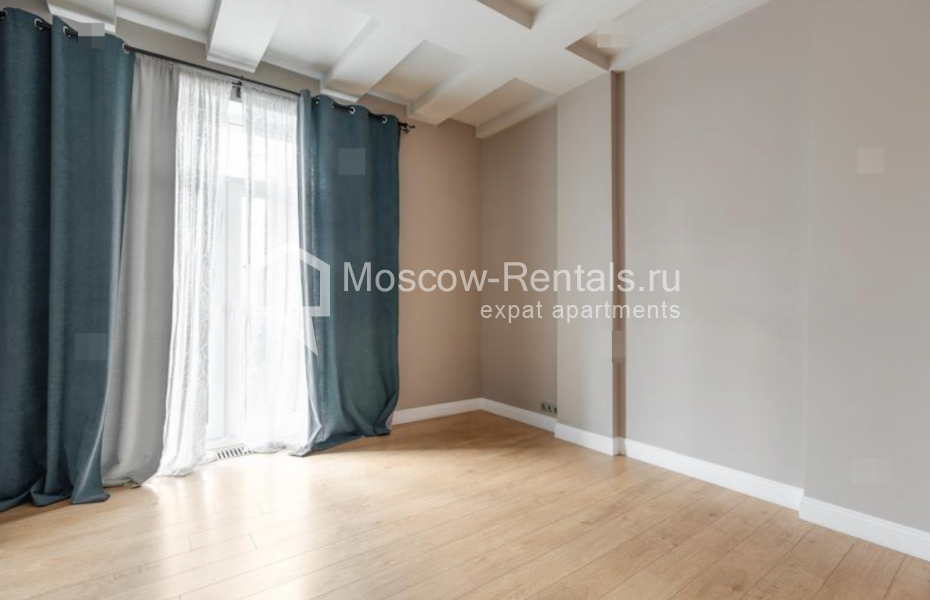 Photo #11 4-room (3 BR) apartment for <a href="http://moscow-rentals.ru/en/articles/long-term-rent" target="_blank">a long-term</a> rent
 in Russia, Moscow, M. Kozlovskyi lane, 8