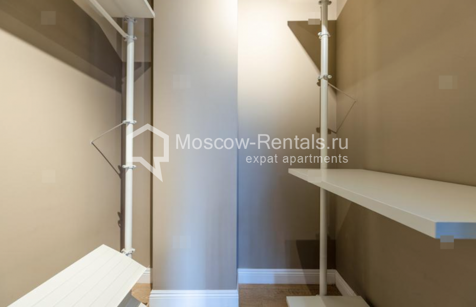 Photo #13 4-room (3 BR) apartment for <a href="http://moscow-rentals.ru/en/articles/long-term-rent" target="_blank">a long-term</a> rent
 in Russia, Moscow, M. Kozlovskyi lane, 8