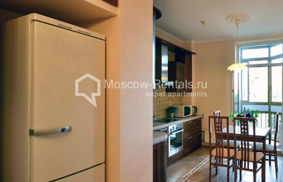 Photo #3 3-room (2 BR) apartment for <a href="http://moscow-rentals.ru/en/articles/long-term-rent" target="_blank">a long-term</a> rent
 in Russia, Moscow, Michurinskyi lane, 7