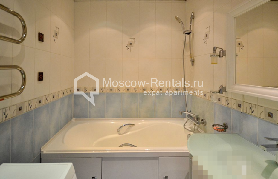 Photo #13 3-room (2 BR) apartment for <a href="http://moscow-rentals.ru/en/articles/long-term-rent" target="_blank">a long-term</a> rent
 in Russia, Moscow, Michurinskyi lane, 7