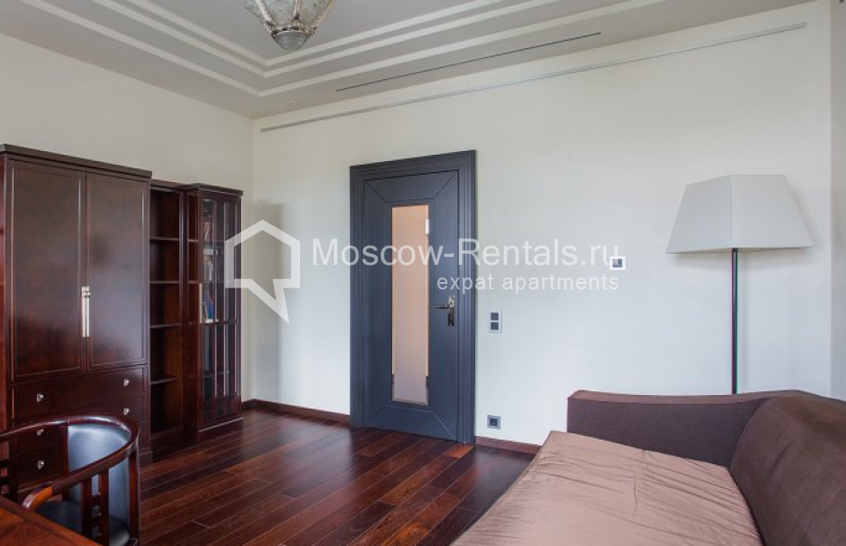 Photo #8 4-room (3 BR) apartment for <a href="http://moscow-rentals.ru/en/articles/long-term-rent" target="_blank">a long-term</a> rent
 in Russia, Moscow, Malaya Ordynka str, 13С1