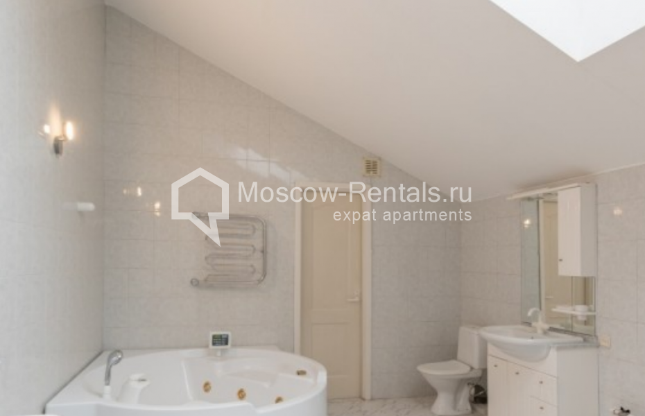 Photo #2 5-room (4 BR) apartment for <a href="http://moscow-rentals.ru/en/articles/long-term-rent" target="_blank">a long-term</a> rent
 in Russia, Moscow, Malaya Ordynka str, 5/6С1