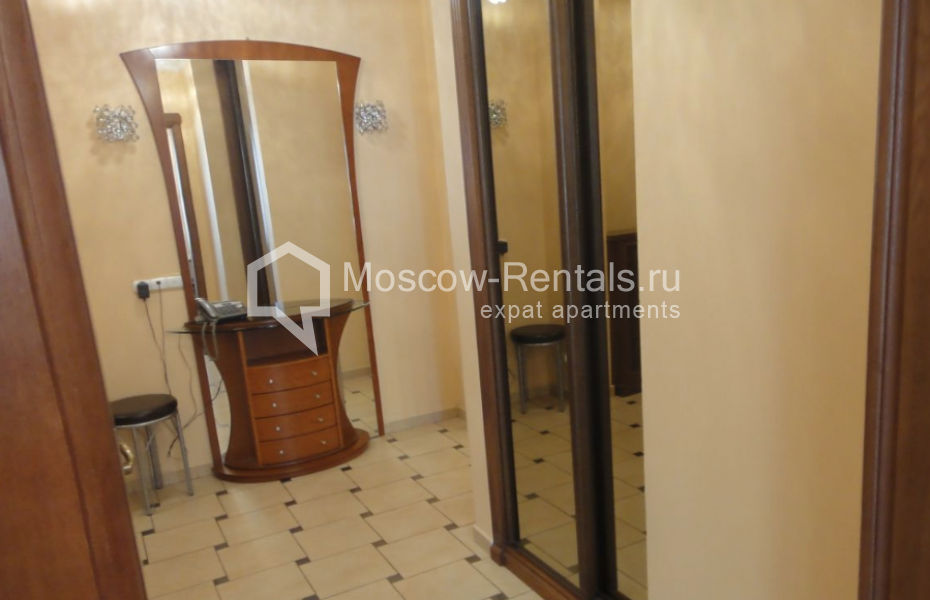 Photo #17 3-room (2 BR) apartment for <a href="http://moscow-rentals.ru/en/articles/long-term-rent" target="_blank">a long-term</a> rent
 in Russia, Moscow, Nametkina street, 11К1