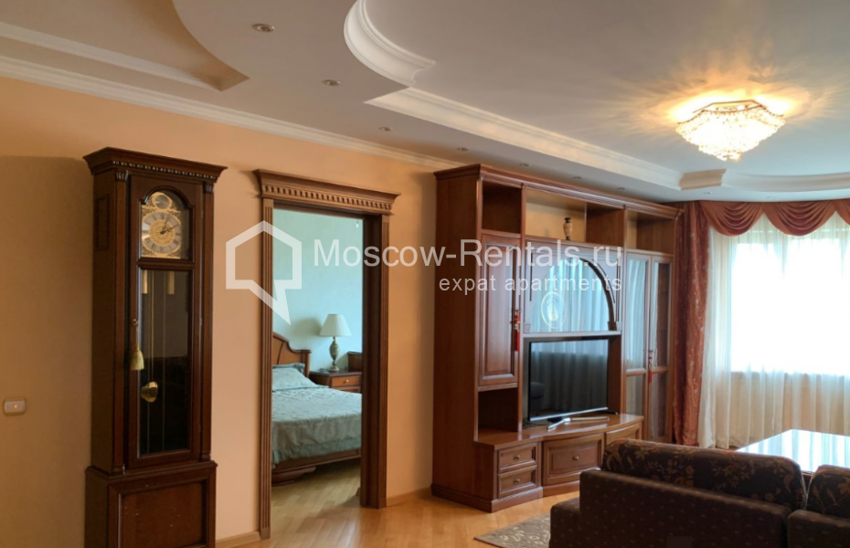 Photo #7 3-room (2 BR) apartment for <a href="http://moscow-rentals.ru/en/articles/long-term-rent" target="_blank">a long-term</a> rent
 in Russia, Moscow, Nametkina street, 11К1