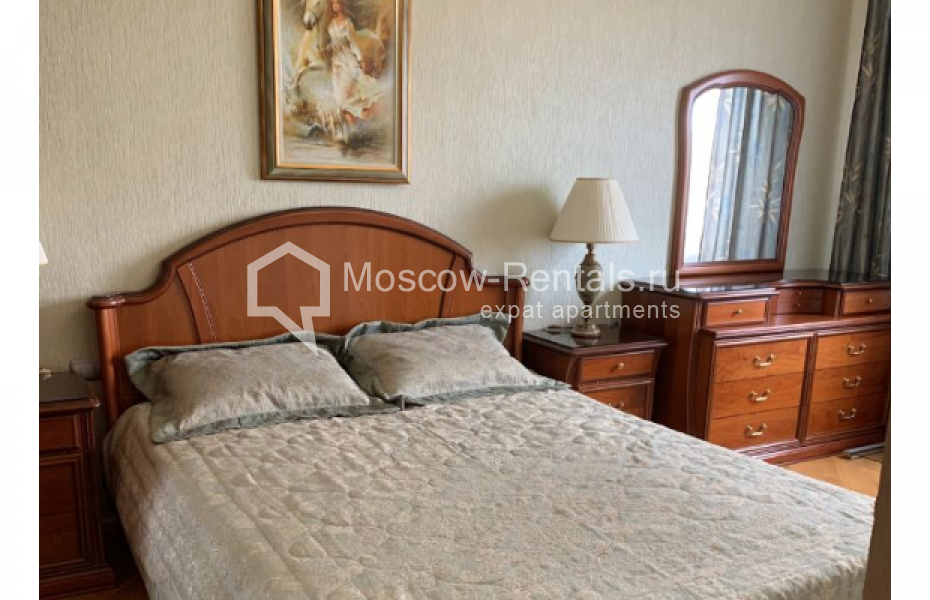 Photo #8 3-room (2 BR) apartment for <a href="http://moscow-rentals.ru/en/articles/long-term-rent" target="_blank">a long-term</a> rent
 in Russia, Moscow, Nametkina street, 11К1
