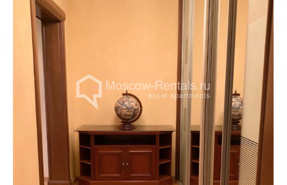 Photo #18 3-room (2 BR) apartment for <a href="http://moscow-rentals.ru/en/articles/long-term-rent" target="_blank">a long-term</a> rent
 in Russia, Moscow, Nametkina street, 11К1