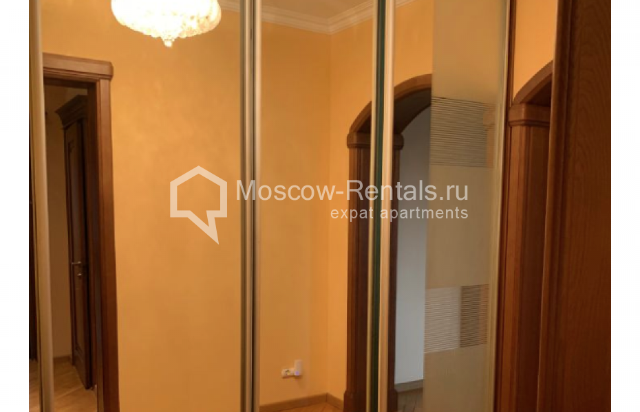 Photo #19 3-room (2 BR) apartment for <a href="http://moscow-rentals.ru/en/articles/long-term-rent" target="_blank">a long-term</a> rent
 in Russia, Moscow, Nametkina street, 11К1