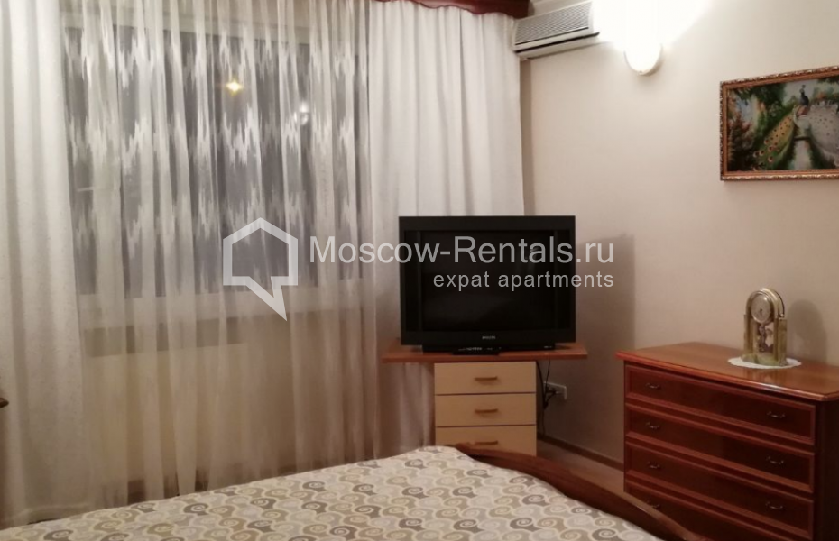 Photo #8 4-room (3 BR) apartment for <a href="http://moscow-rentals.ru/en/articles/long-term-rent" target="_blank">a long-term</a> rent
 in Russia, Moscow, Michurinskyi prosp, 27К2