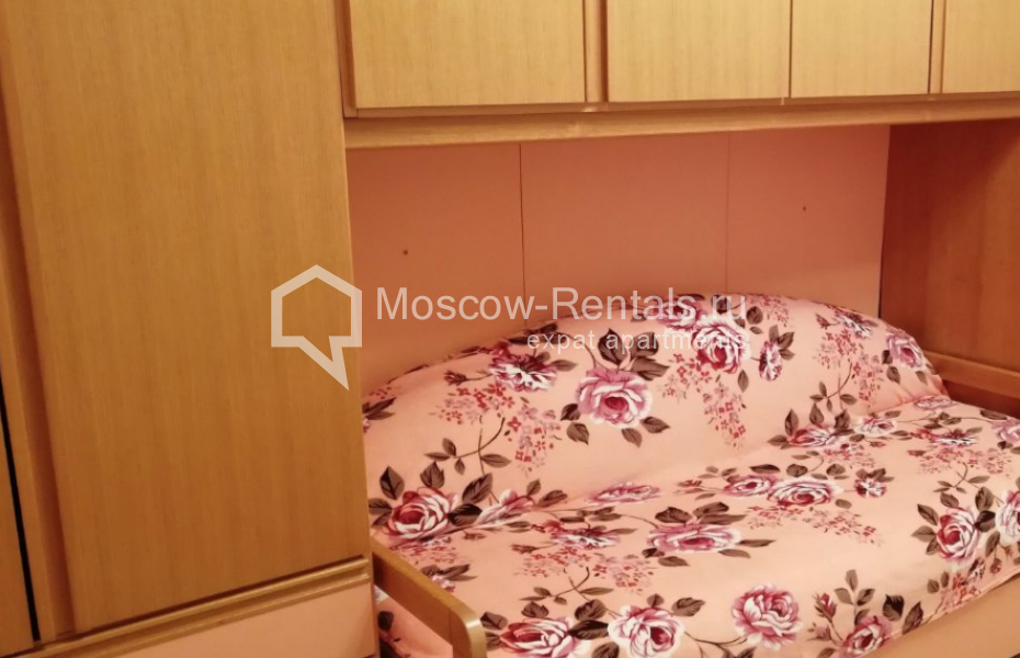Photo #15 4-room (3 BR) apartment for <a href="http://moscow-rentals.ru/en/articles/long-term-rent" target="_blank">a long-term</a> rent
 in Russia, Moscow, Michurinskyi prosp, 27К2