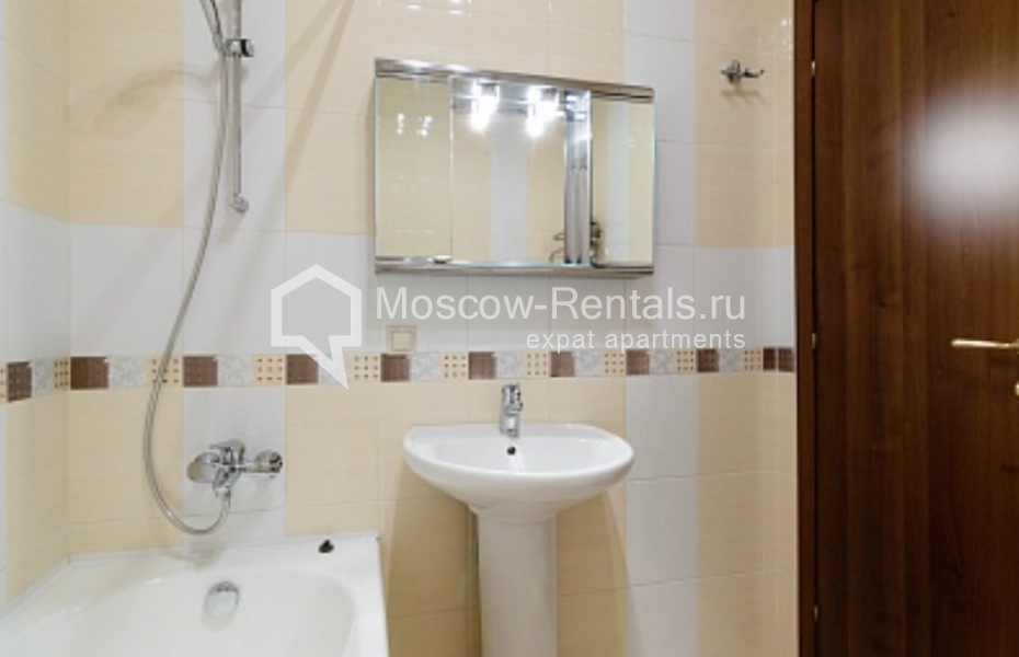 Photo #9 2-room (1 BR) apartment for <a href="http://moscow-rentals.ru/en/articles/long-term-rent" target="_blank">a long-term</a> rent
 in Russia, Moscow, Udaltsova str, 27