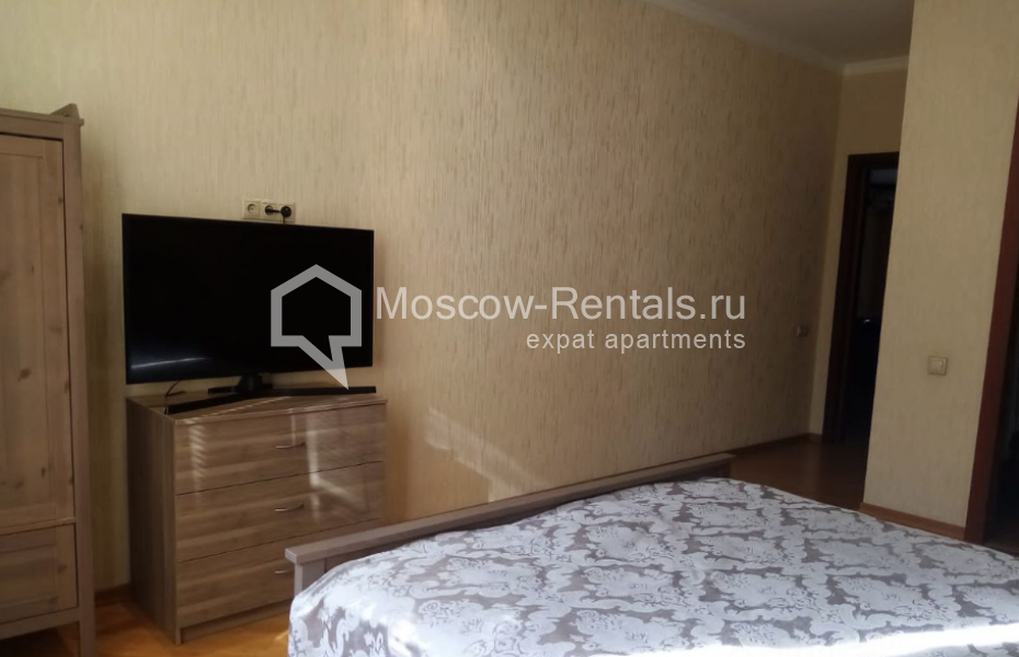 Photo #8 3-room (2 BR) apartment for <a href="http://moscow-rentals.ru/en/articles/long-term-rent" target="_blank">a long-term</a> rent
 in Russia, Moscow, Michurinskyi prosp, 34