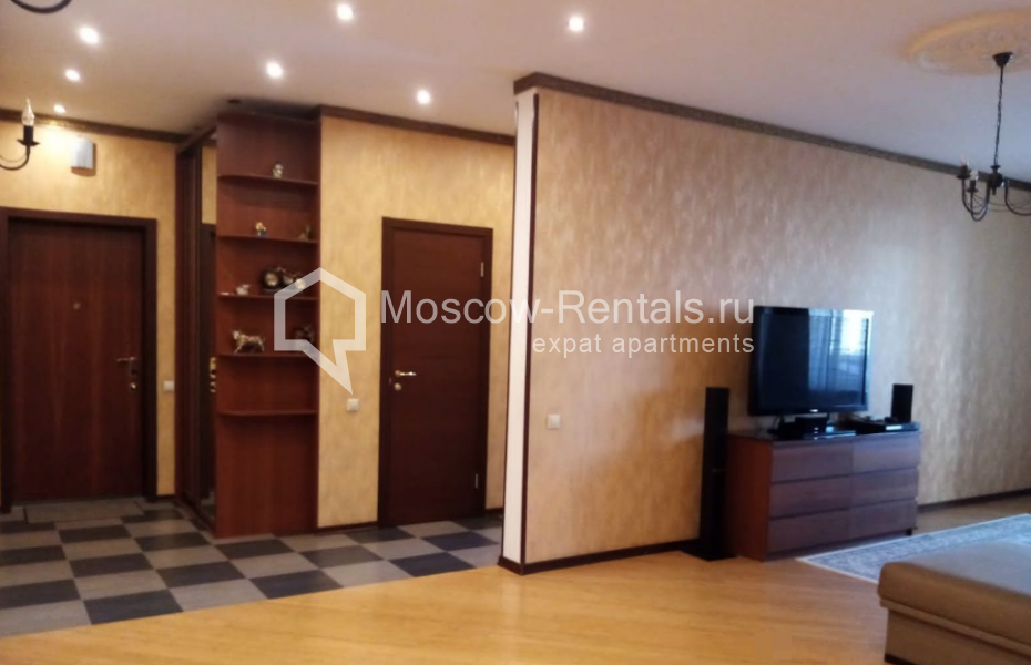 Photo #5 3-room (2 BR) apartment for <a href="http://moscow-rentals.ru/en/articles/long-term-rent" target="_blank">a long-term</a> rent
 in Russia, Moscow, Michurinskyi prosp, 34