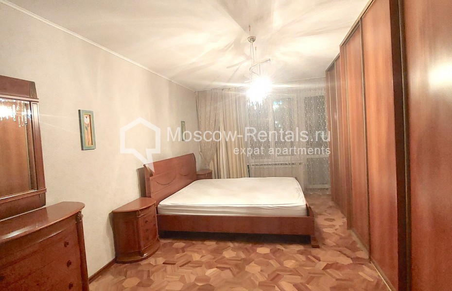 Photo #8 4-room (3 BR) apartment for <a href="http://moscow-rentals.ru/en/articles/long-term-rent" target="_blank">a long-term</a> rent
 in Russia, Moscow, Krupskoi str, 3