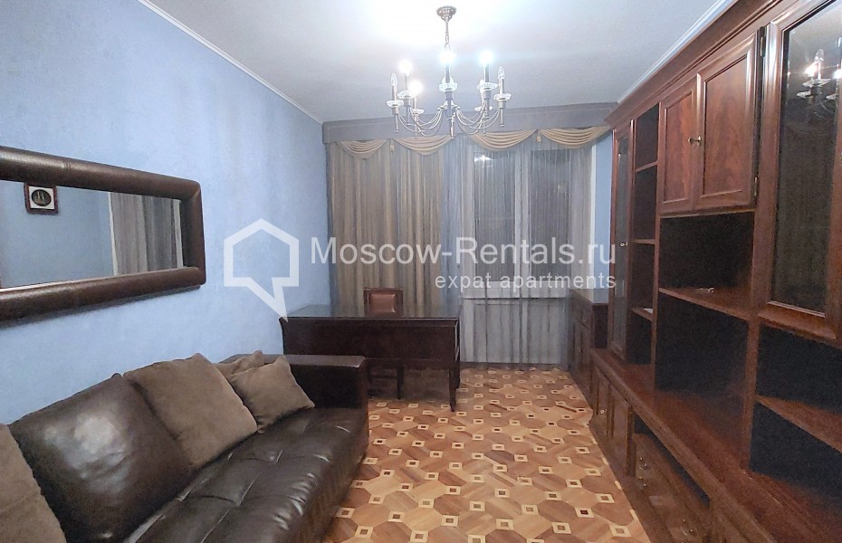 Photo #3 4-room (3 BR) apartment for <a href="http://moscow-rentals.ru/en/articles/long-term-rent" target="_blank">a long-term</a> rent
 in Russia, Moscow, Krupskoi str, 3