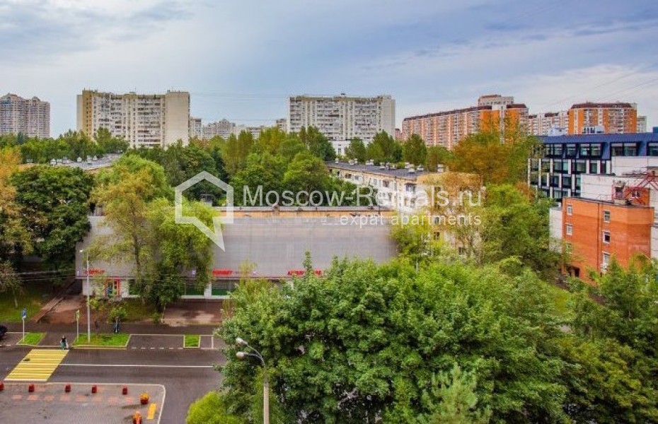 Photo #14 3-room (2 BR) apartment for <a href="http://moscow-rentals.ru/en/articles/long-term-rent" target="_blank">a long-term</a> rent
 in Russia, Moscow, Garibaldy str, 36