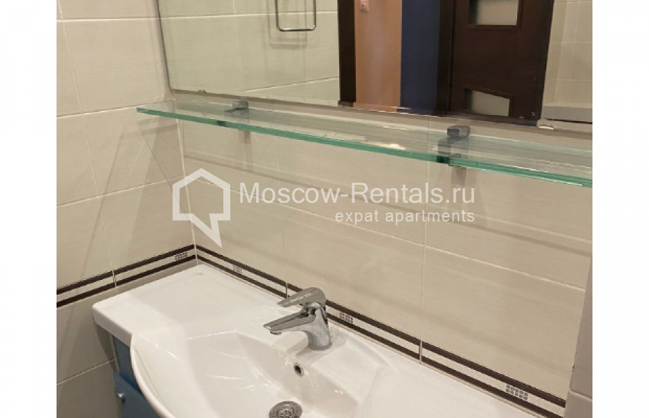 Photo #16 3-room (2 BR) apartment for <a href="http://moscow-rentals.ru/en/articles/long-term-rent" target="_blank">a long-term</a> rent
 in Russia, Moscow, Vernadskogo prosp, 105к4