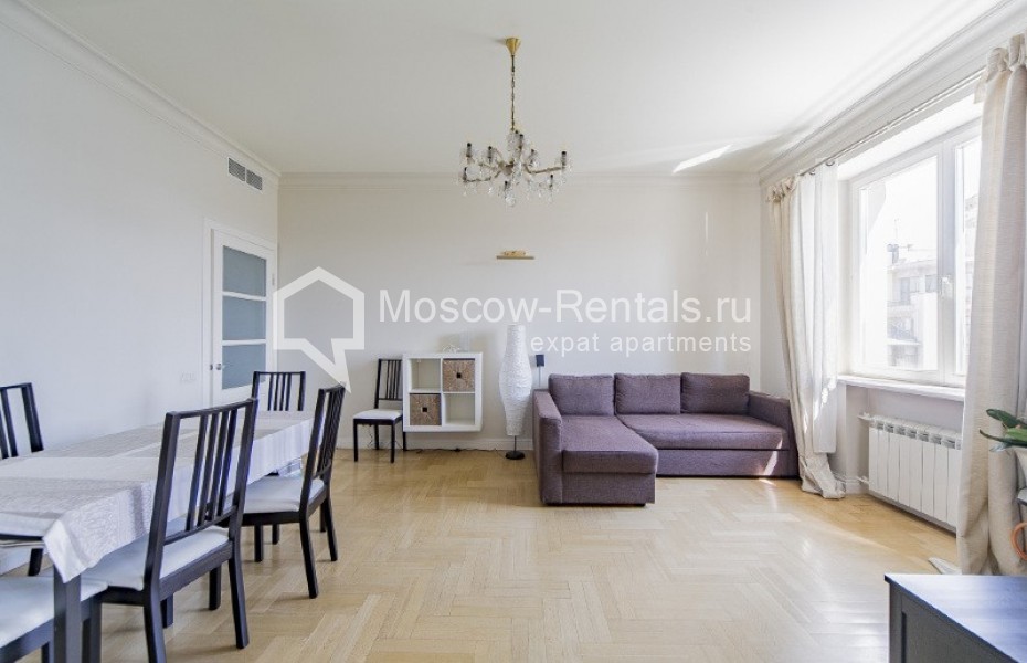Photo #1 4-room (3 BR) apartment for <a href="http://moscow-rentals.ru/en/articles/long-term-rent" target="_blank">a long-term</a> rent
 in Russia, Moscow, Lavrushinskyi lane, 17