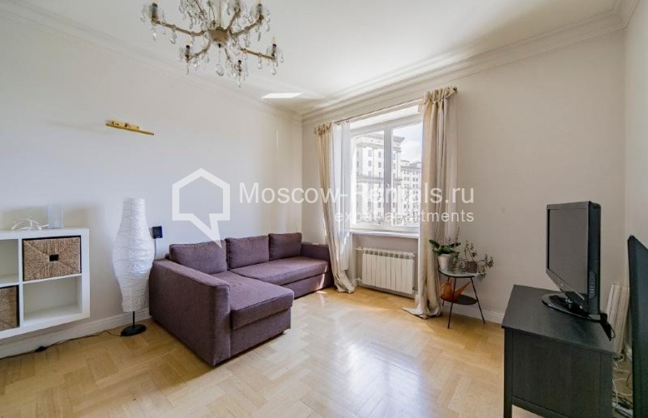 Photo #2 4-room (3 BR) apartment for <a href="http://moscow-rentals.ru/en/articles/long-term-rent" target="_blank">a long-term</a> rent
 in Russia, Moscow, Lavrushinskyi lane, 17