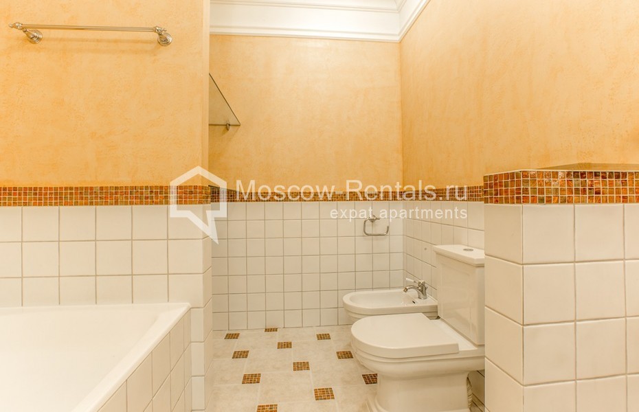 Photo #20 5-room (4 BR) apartment for <a href="http://moscow-rentals.ru/en/articles/long-term-rent" target="_blank">a long-term</a> rent
 in Russia, Moscow, B. Ordyanka str, 67