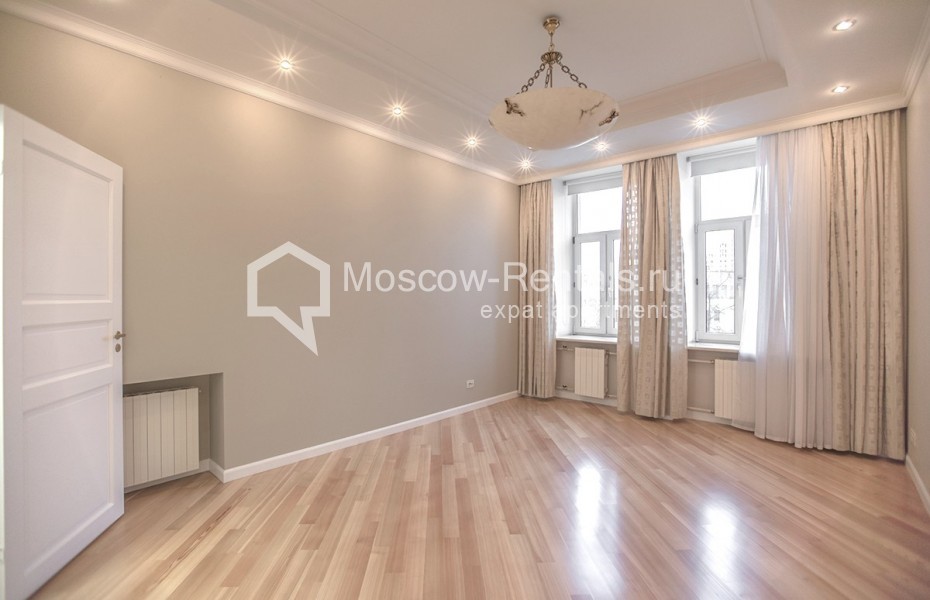 Photo #7 5-room (4 BR) apartment for <a href="http://moscow-rentals.ru/en/articles/long-term-rent" target="_blank">a long-term</a> rent
 in Russia, Moscow, B. Ordyanka str, 67
