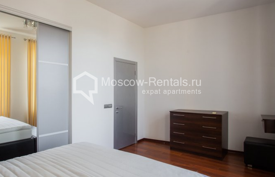Photo #10 4-room (3 BR) apartment for <a href="http://moscow-rentals.ru/en/articles/long-term-rent" target="_blank">a long-term</a> rent
 in Russia, Moscow, Klimentovskyi lane, 6