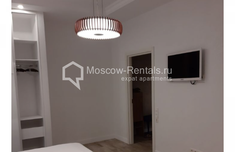 Photo #3 2-room (1 BR) apartment for <a href="http://moscow-rentals.ru/en/articles/long-term-rent" target="_blank">a long-term</a> rent
 in Russia, Moscow, Molodezhnaya str, 3