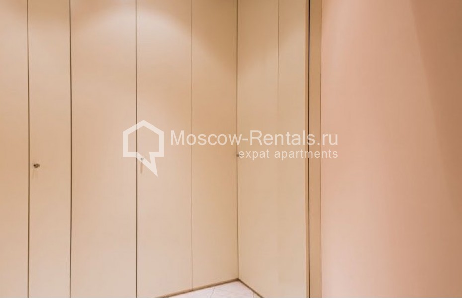 Photo #13 4-room (3 BR) apartment for <a href="http://moscow-rentals.ru/en/articles/long-term-rent" target="_blank">a long-term</a> rent
 in Russia, Moscow, Novokuznetskaya str, 33С2