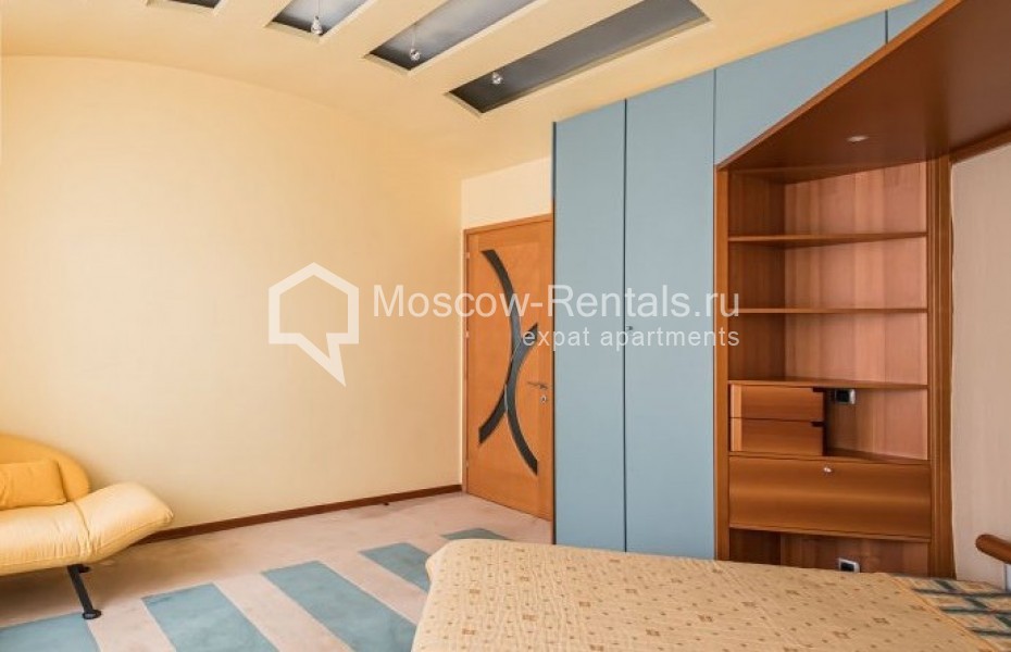 Photo #10 4-room (3 BR) apartment for <a href="http://moscow-rentals.ru/en/articles/long-term-rent" target="_blank">a long-term</a> rent
 in Russia, Moscow, Novokuznetskaya str, 33С2