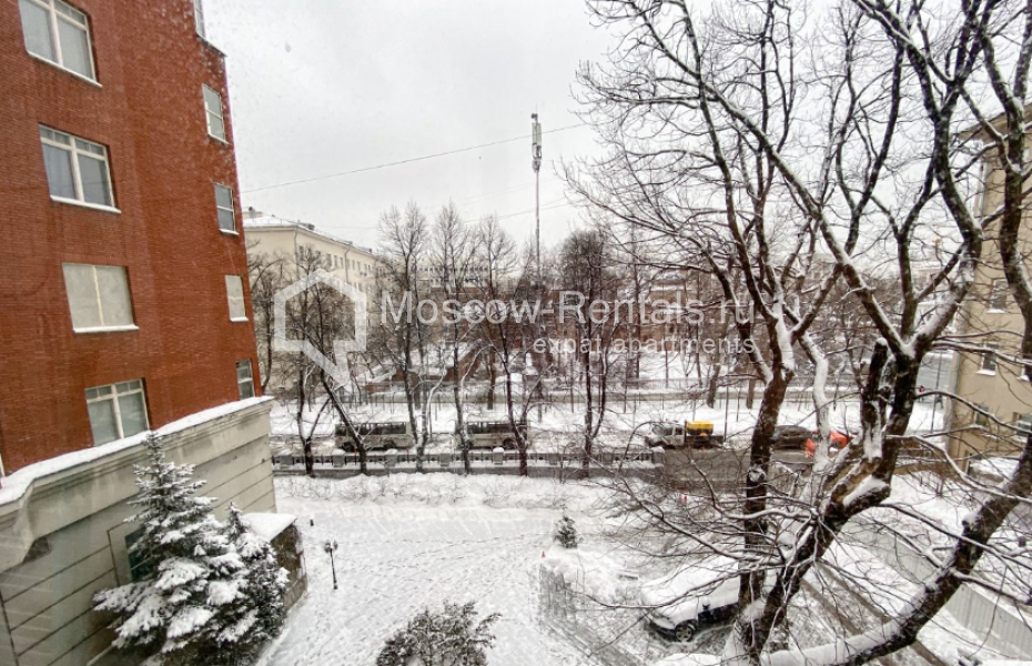 Photo #18 4-room (3 BR) apartment for <a href="http://moscow-rentals.ru/en/articles/long-term-rent" target="_blank">a long-term</a> rent
 in Russia, Moscow, 1st Spasonolivkovskyi lane, 20