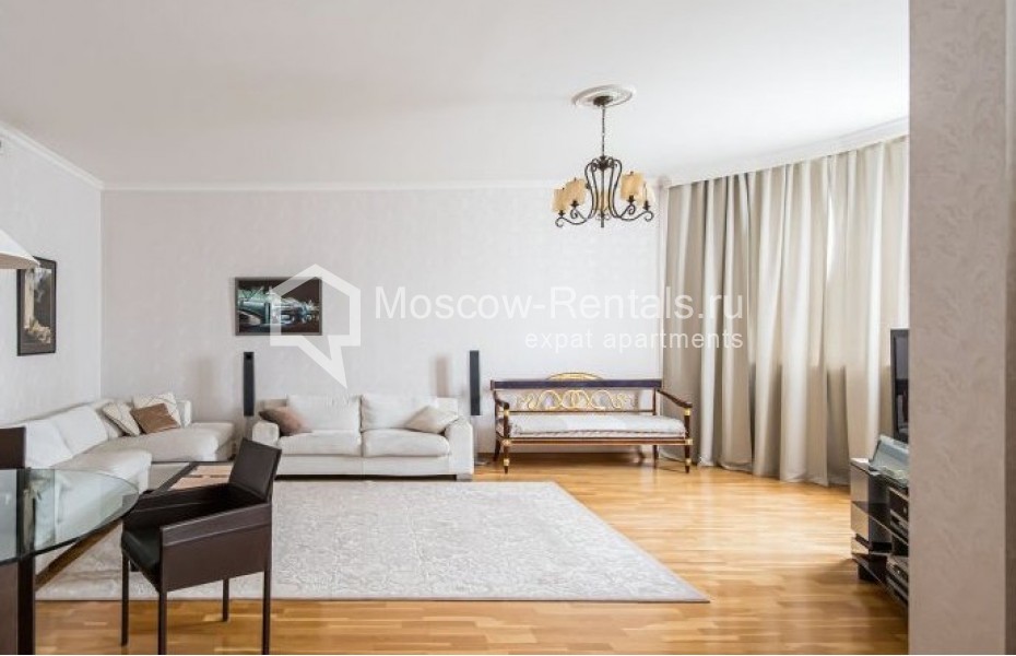 Photo #1 2-room (1 BR) apartment for <a href="http://moscow-rentals.ru/en/articles/long-term-rent" target="_blank">a long-term</a> rent
 in Russia, Moscow, Novocheremushinskaya str, 71/32